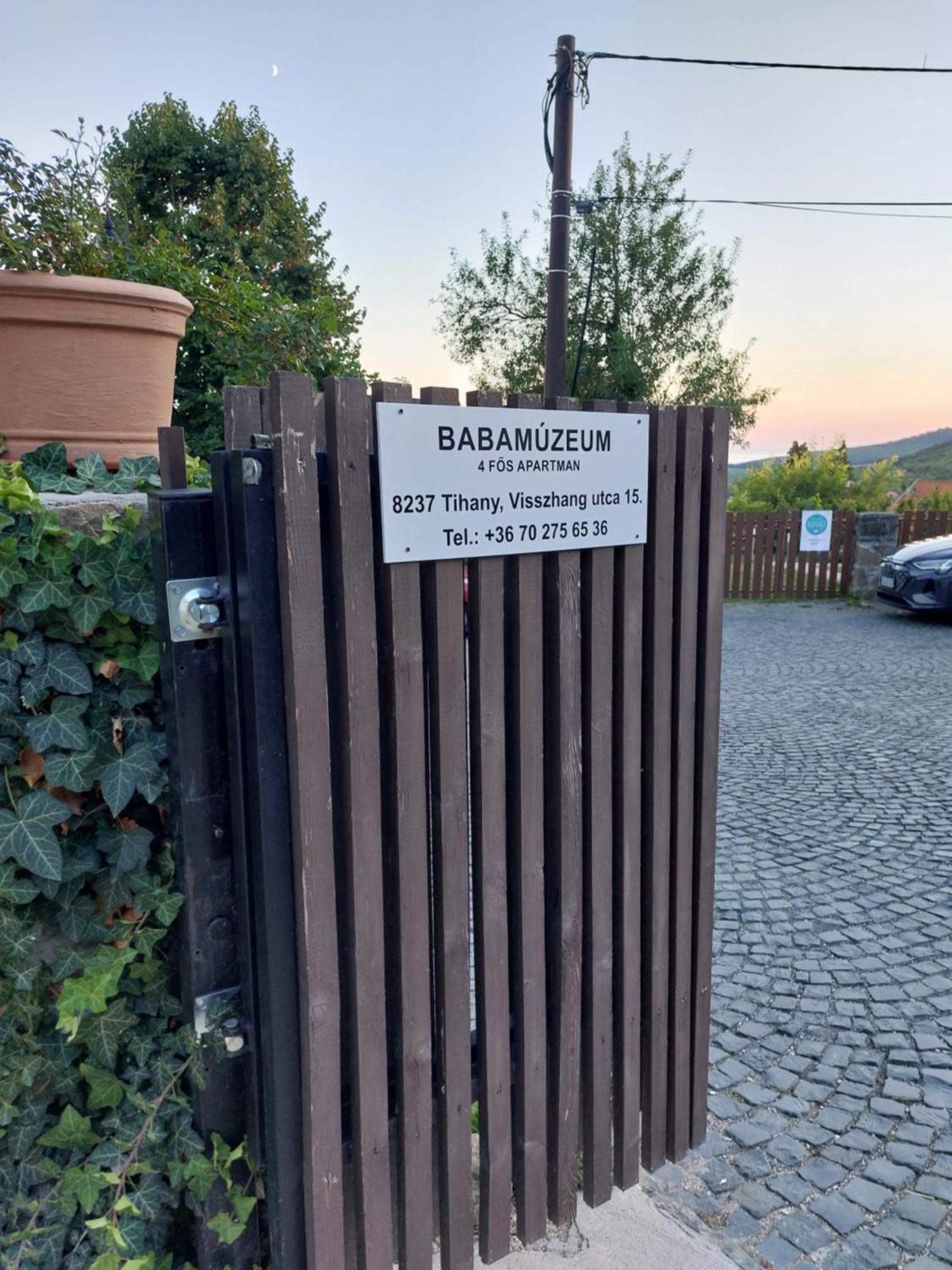 Babamúzeum 4 fős apartman Tihany Exterior foto