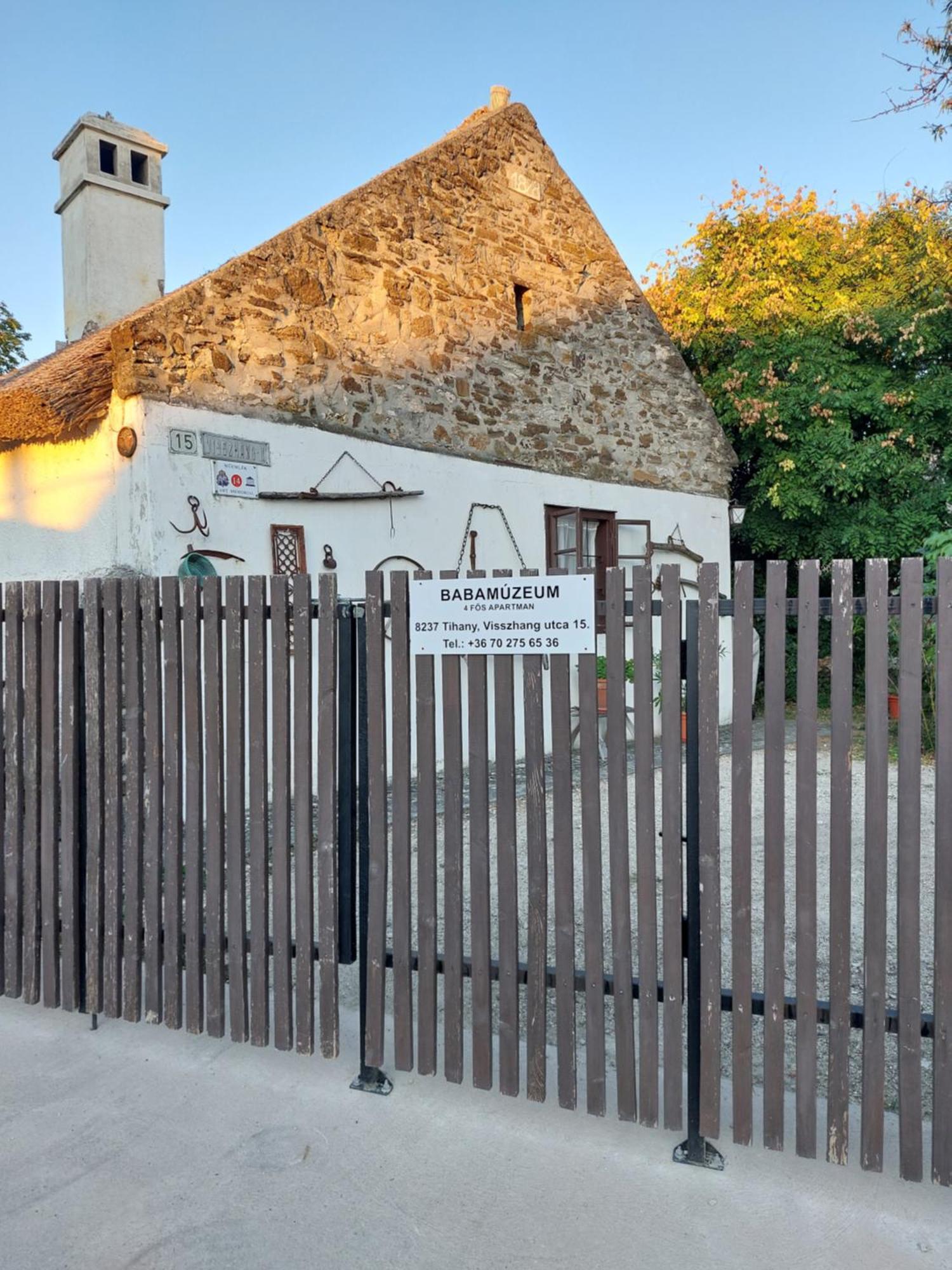 Babamúzeum 4 fős apartman Tihany Exterior foto